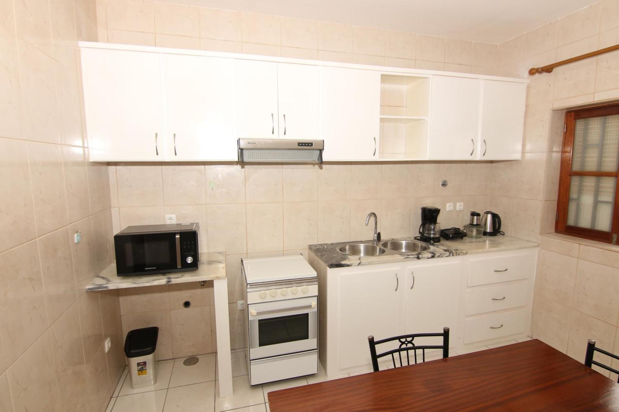 Kasa Tabuga Apartment Porto Novo  Bagian luar foto